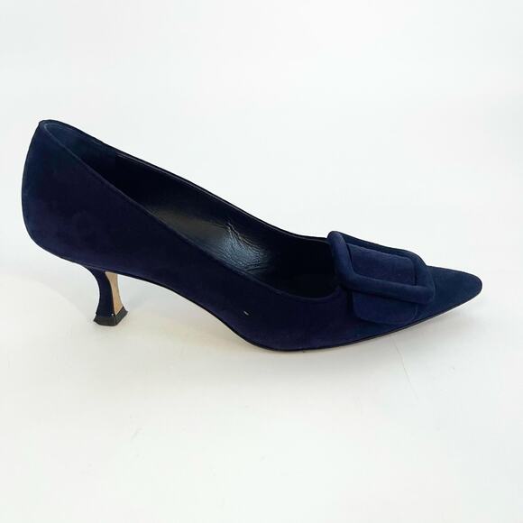Manolo Blahnik Maysale Navy Blue Suede Buckle Pointed Toe Kitten Heels IT 36 - Picture 4 of 11